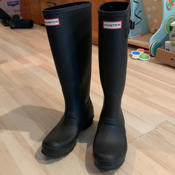 Hunter Original Tall Rainboot - Picture 2 of 4